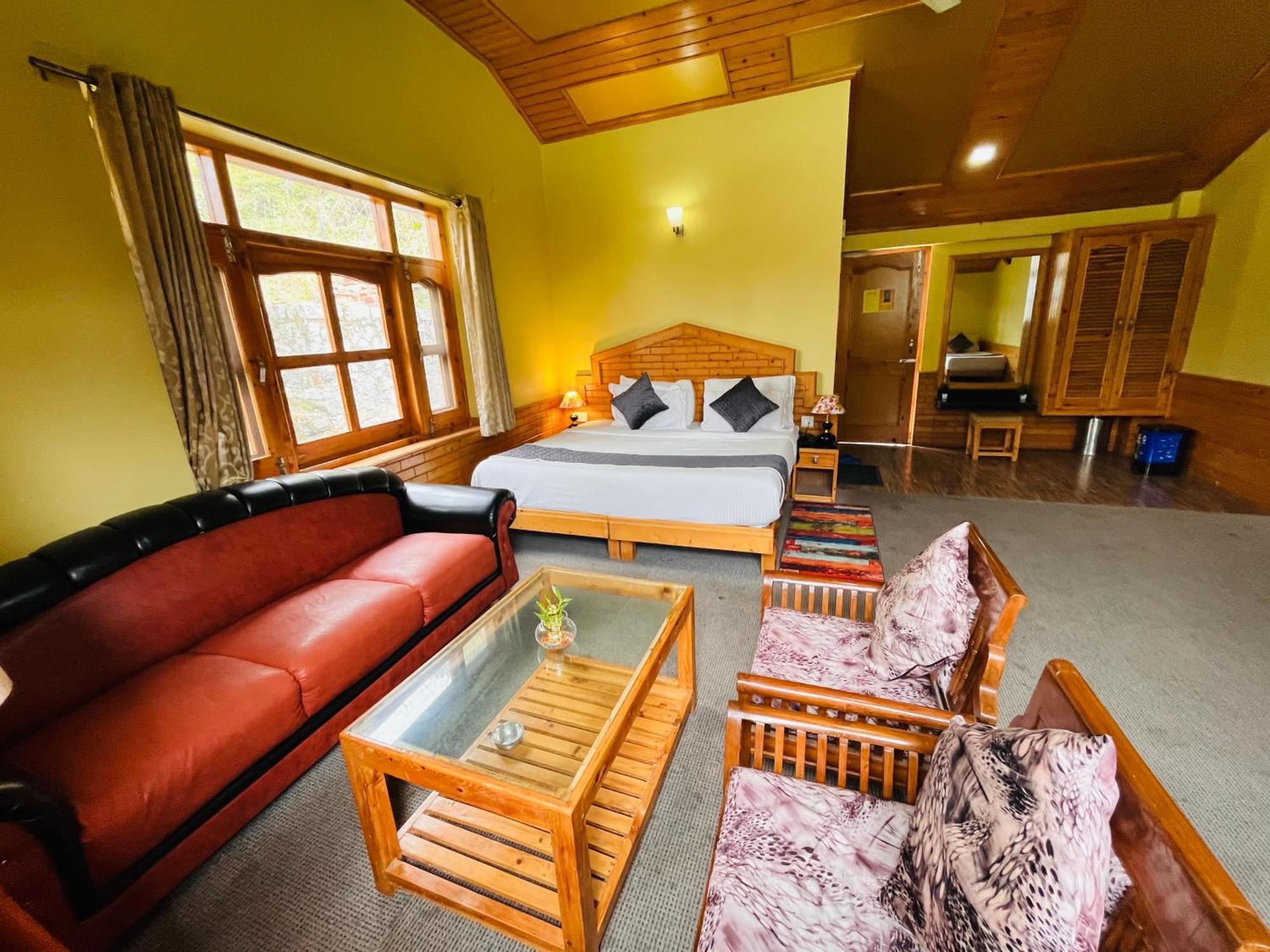 Snow Clad Riverview Hotel & Resort, Manali Esterno foto