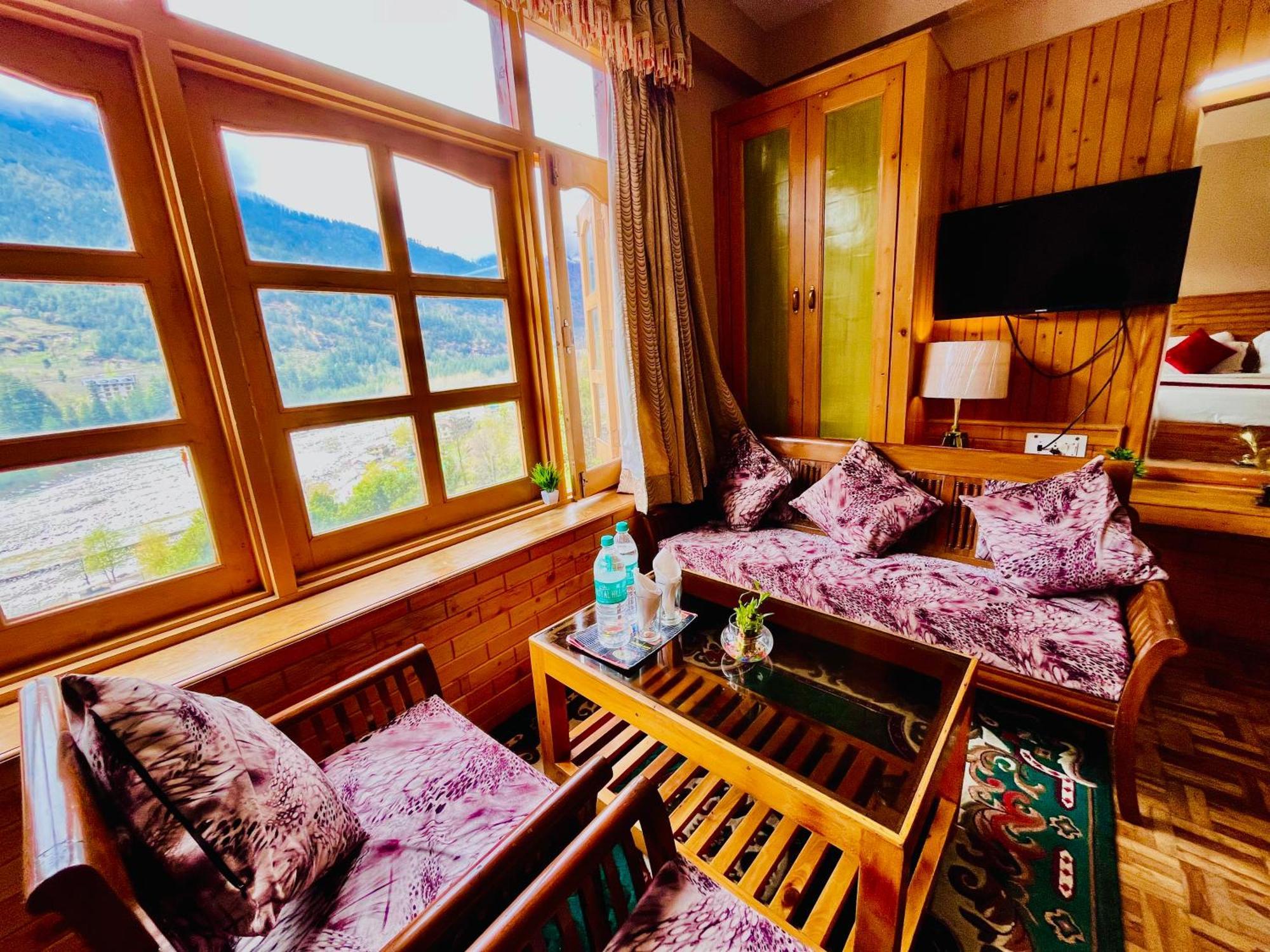 Snow Clad Riverview Hotel & Resort, Manali Esterno foto