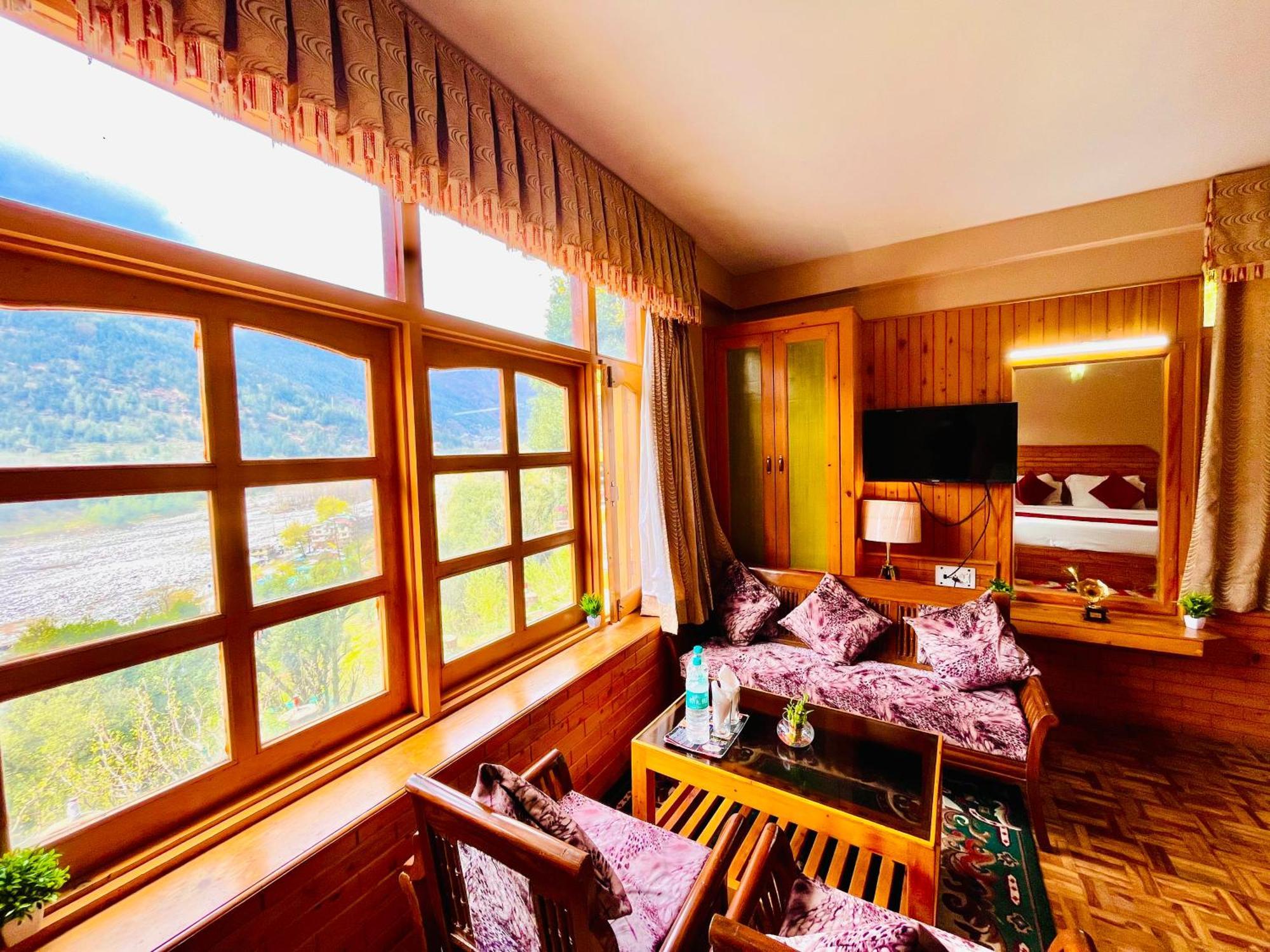 Snow Clad Riverview Hotel & Resort, Manali Esterno foto
