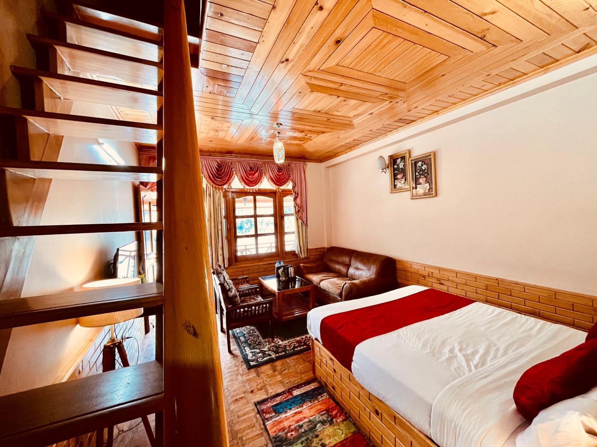 Snow Clad Riverview Hotel & Resort, Manali Esterno foto