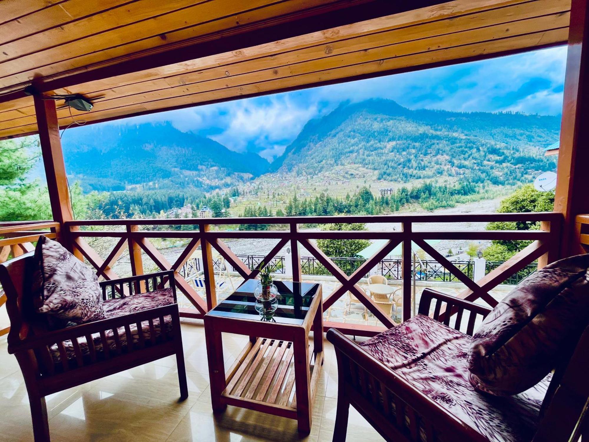 Snow Clad Riverview Hotel & Resort, Manali Esterno foto