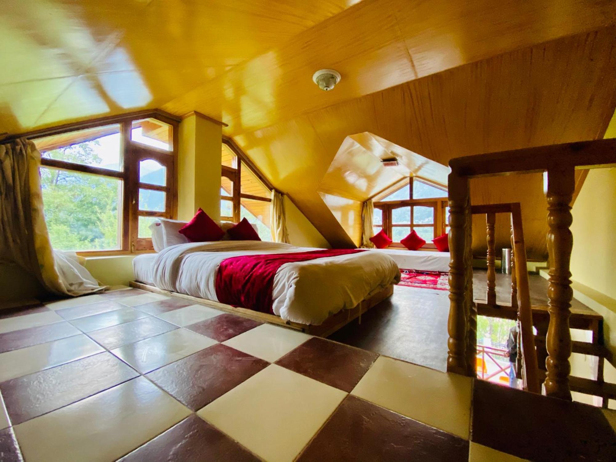 Snow Clad Riverview Hotel & Resort, Manali Esterno foto